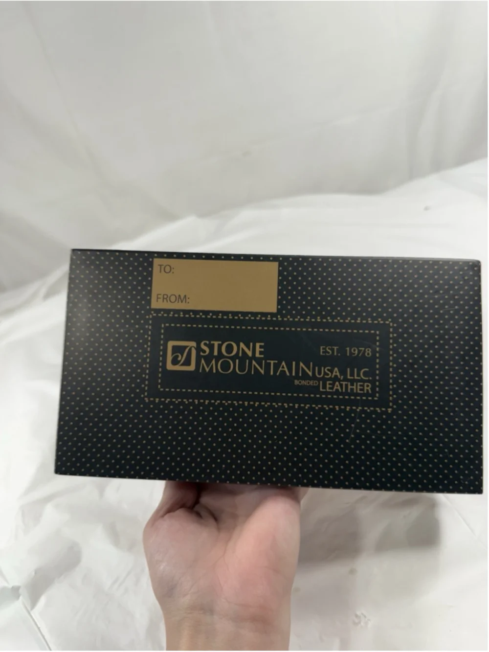 Stone Mountain Embossed Women's Leather Wallet NWT